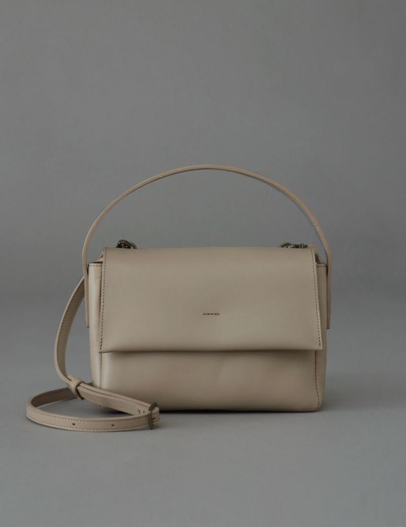 二重織草花プリント　スカート紅季（べにすもも）