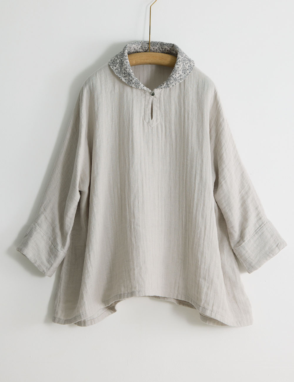 海のこぎん柄刺繍　プルオーバー筆草（ふでくさ）
                    