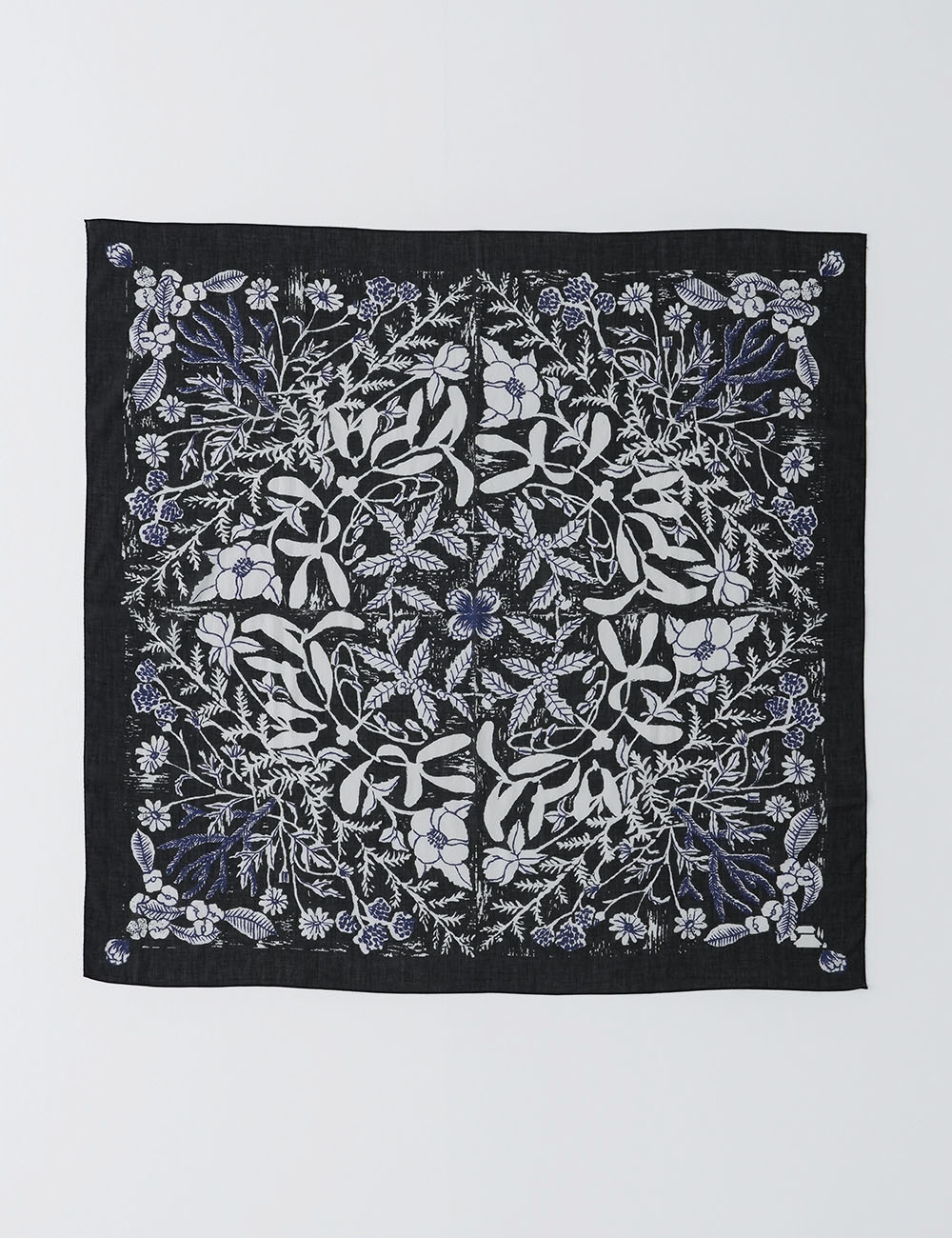 コットンスカーフ　花遊び柄