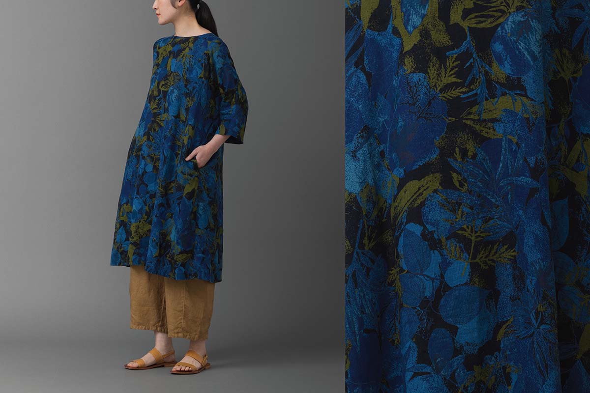 11種の葉が描かれた、夏の庭をまとう。