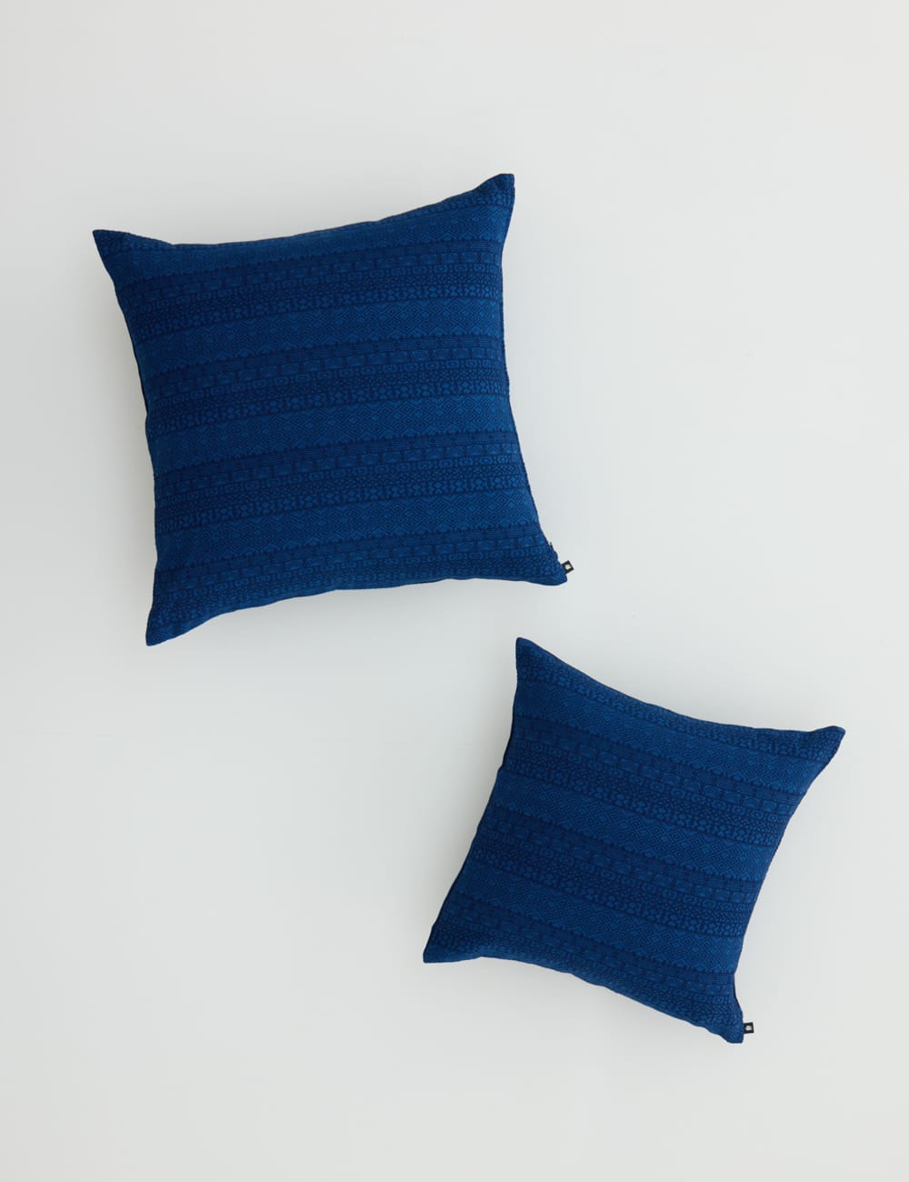 藍小紋柄クッションカバー