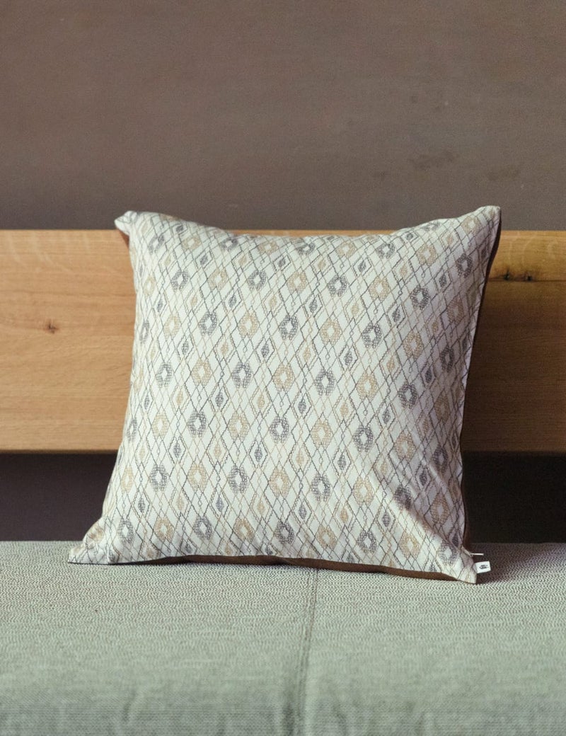 ダイヤ刺繍クッションカバー 綿麻