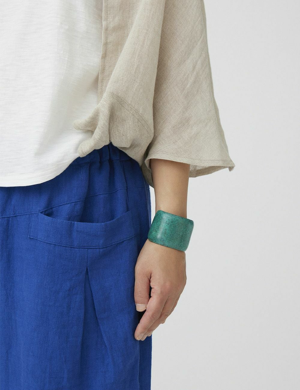 斑紋バングル太緑｜Bijoux Kei | 石見銀山 群言堂オンラインストア