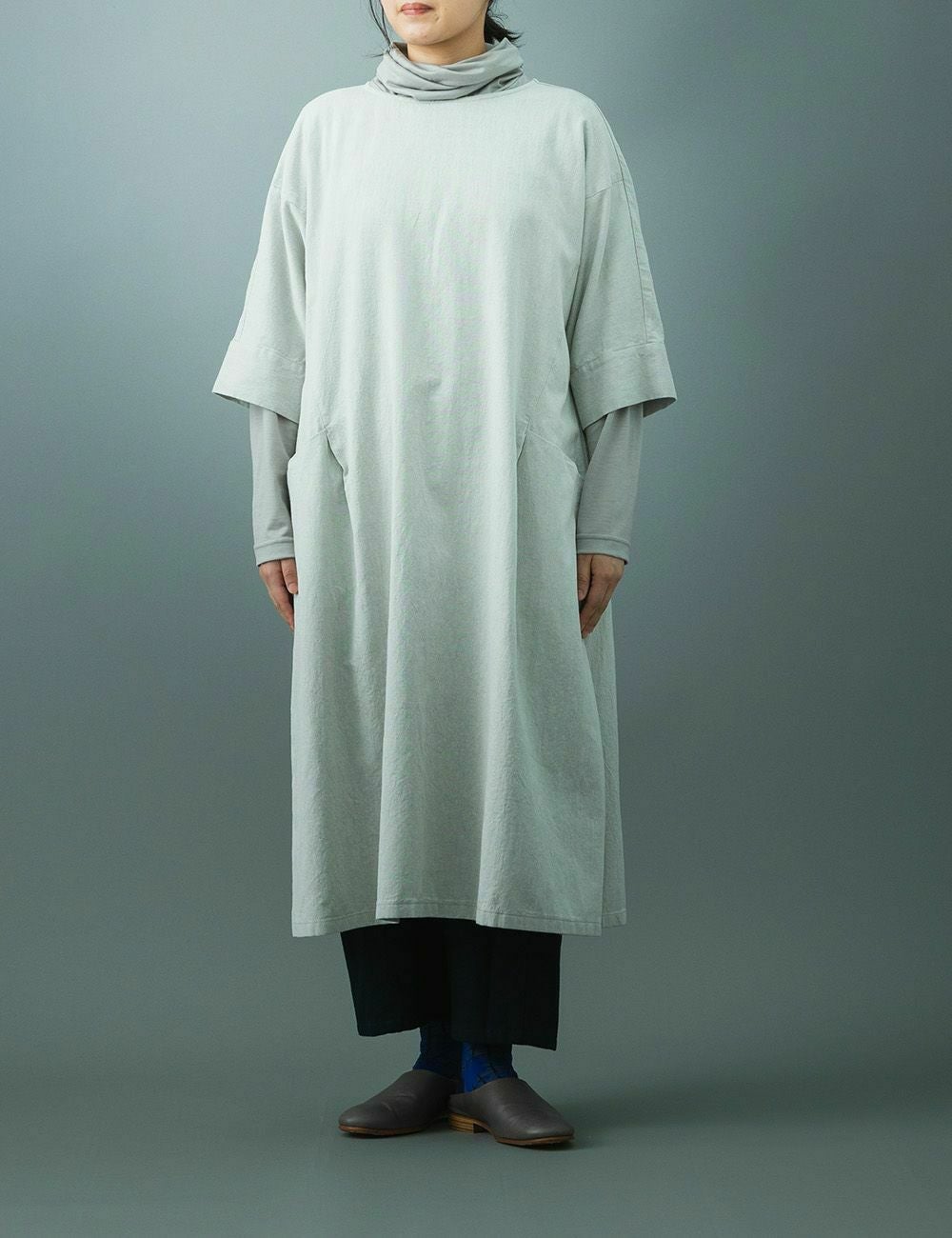 綿麻ソフトカルゼワンピース夕菅（ゆうすげ） | 石見銀山 群言堂