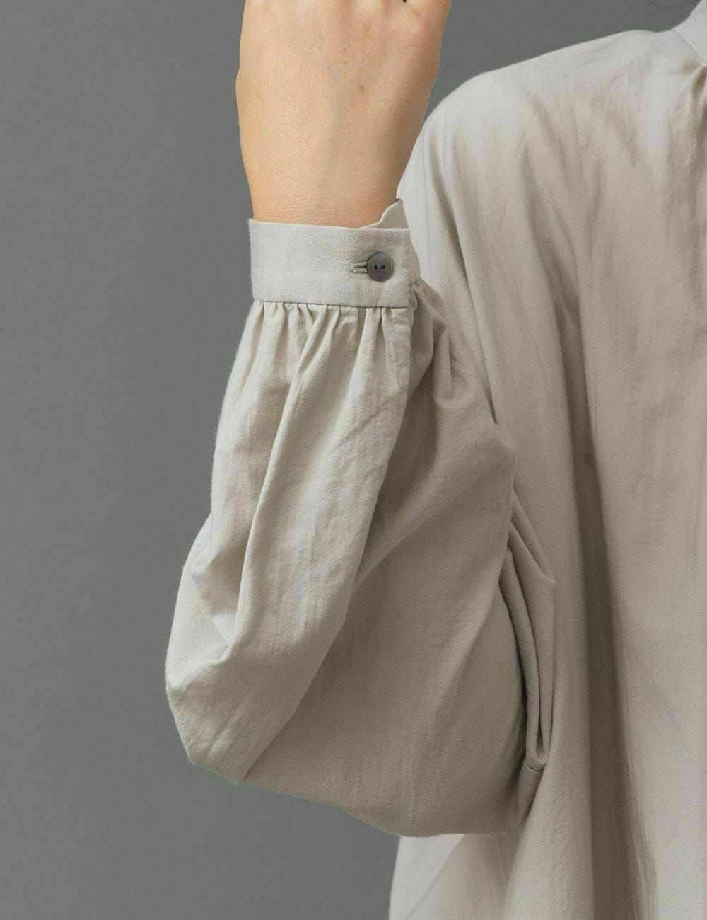 綿カシミヤ綾織ワンピース紫金草（しきんそう） | 石見銀山 群言堂