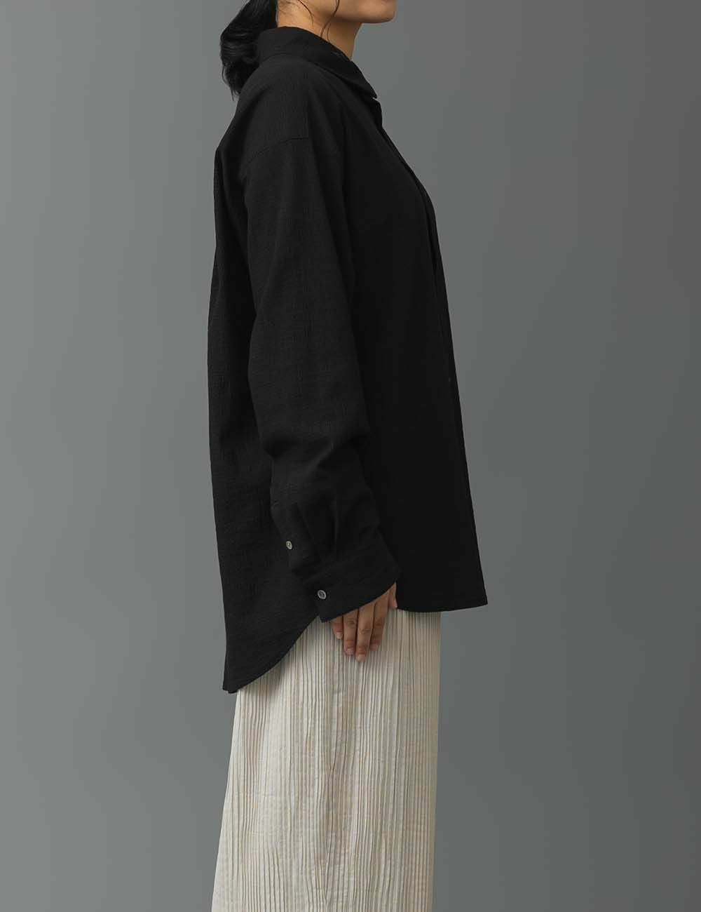 綿ボイル空羽格子　ブラウス黒灰（くろばい）