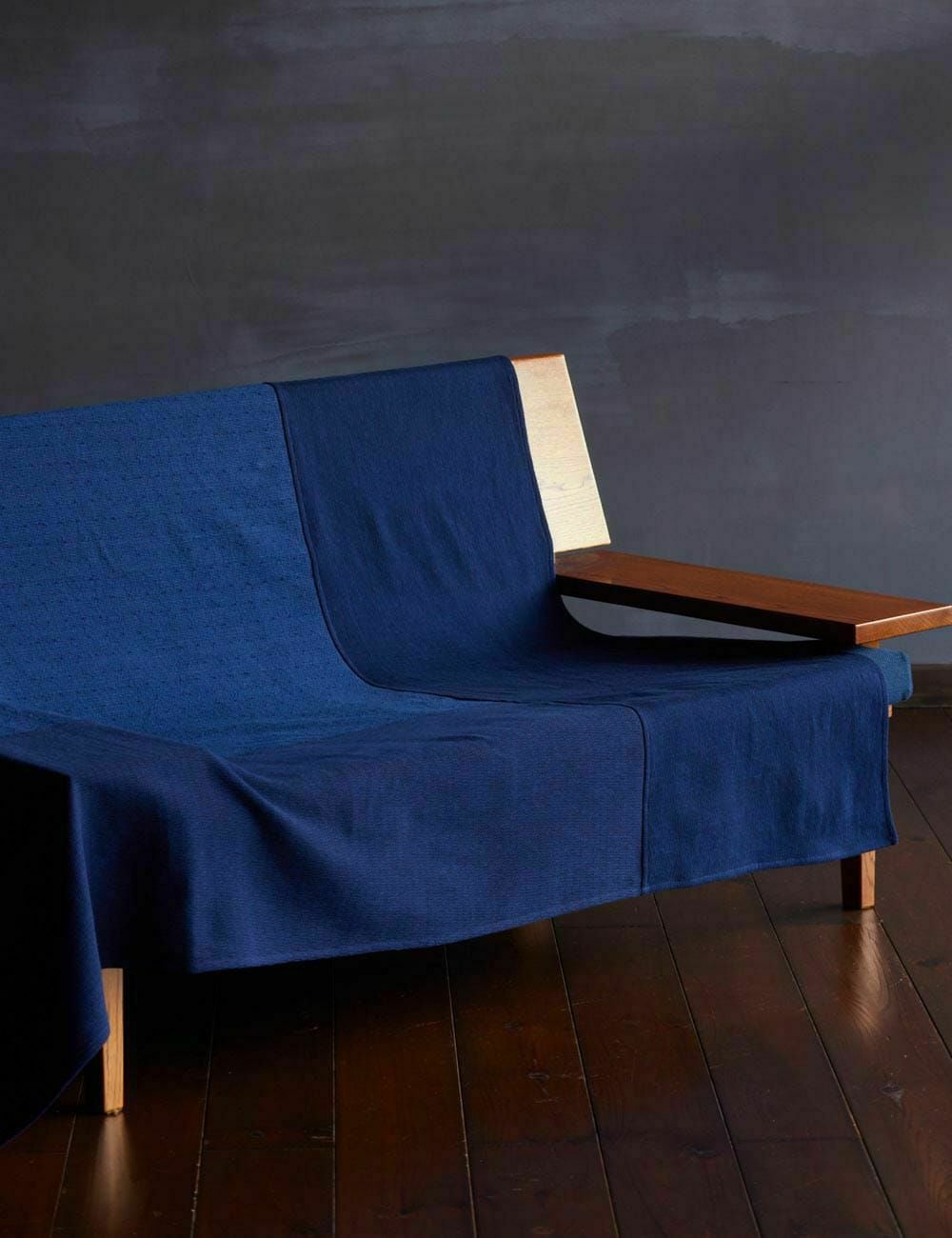 藍とび刺子マルチカバー | 石見銀山 群言堂オンラインストア