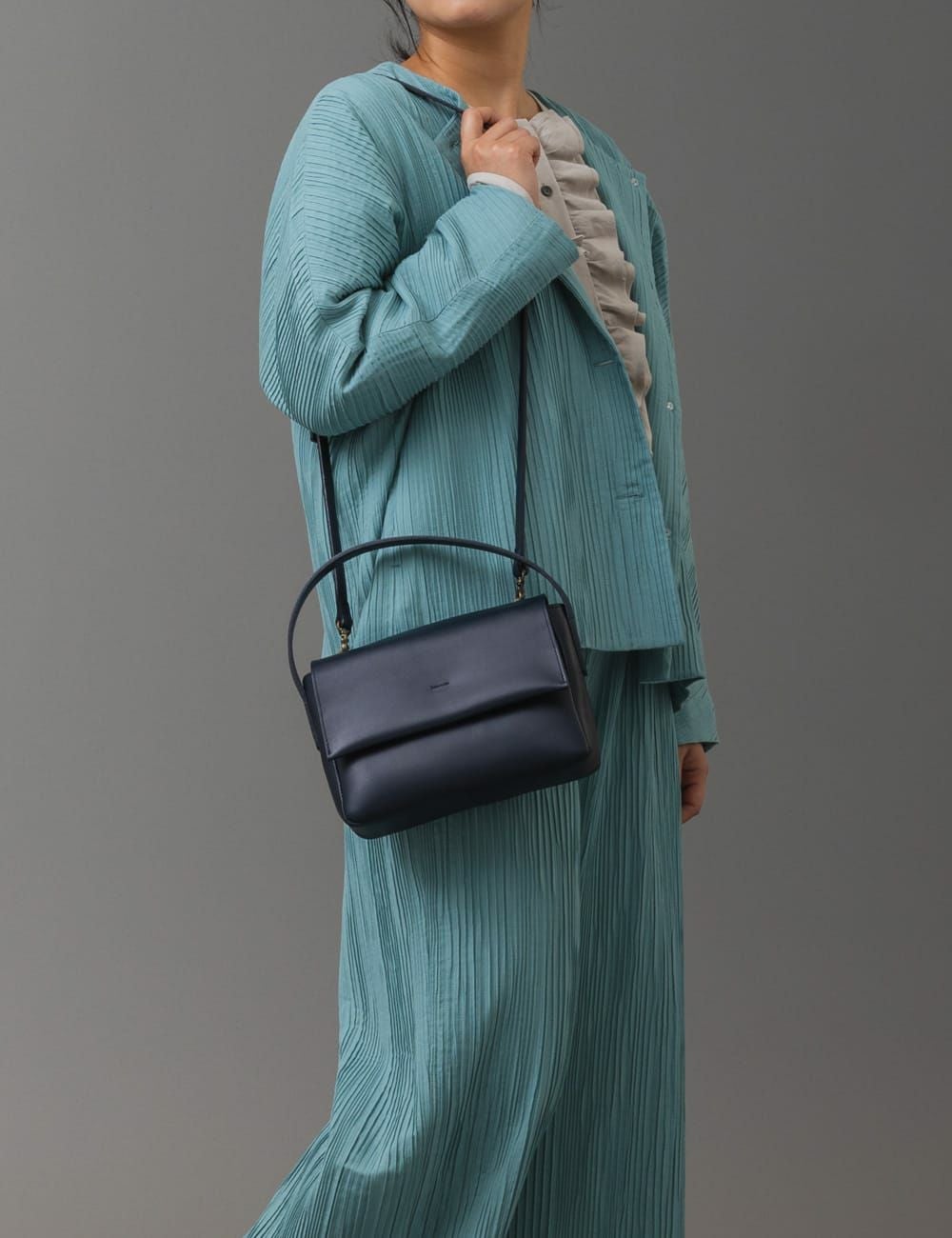 ハンドバッグ7653R | 石見銀山 群言堂オンラインストア