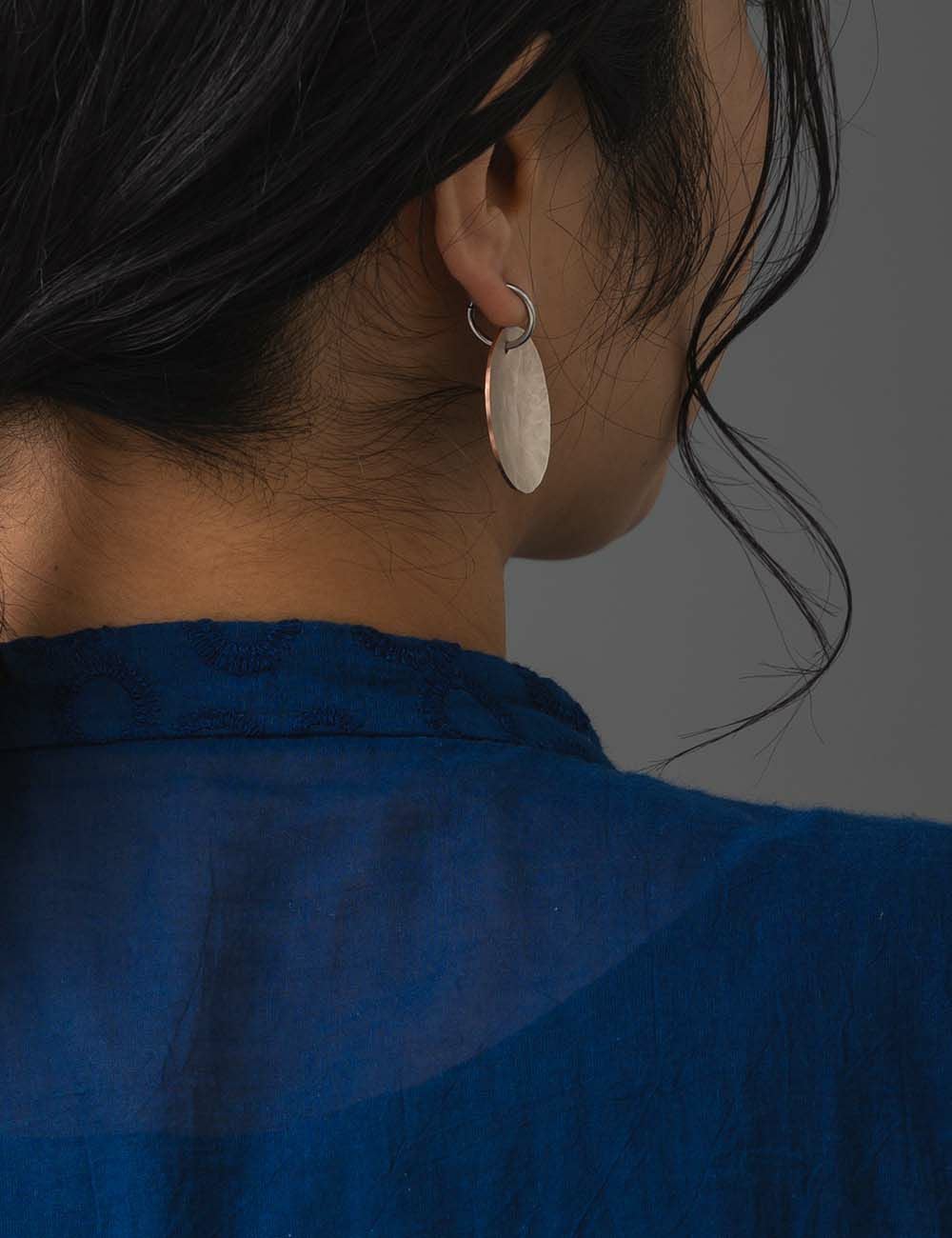 斑紋円イヤリング｜Bijoux Kei | 石見銀山 群言堂オンラインストア