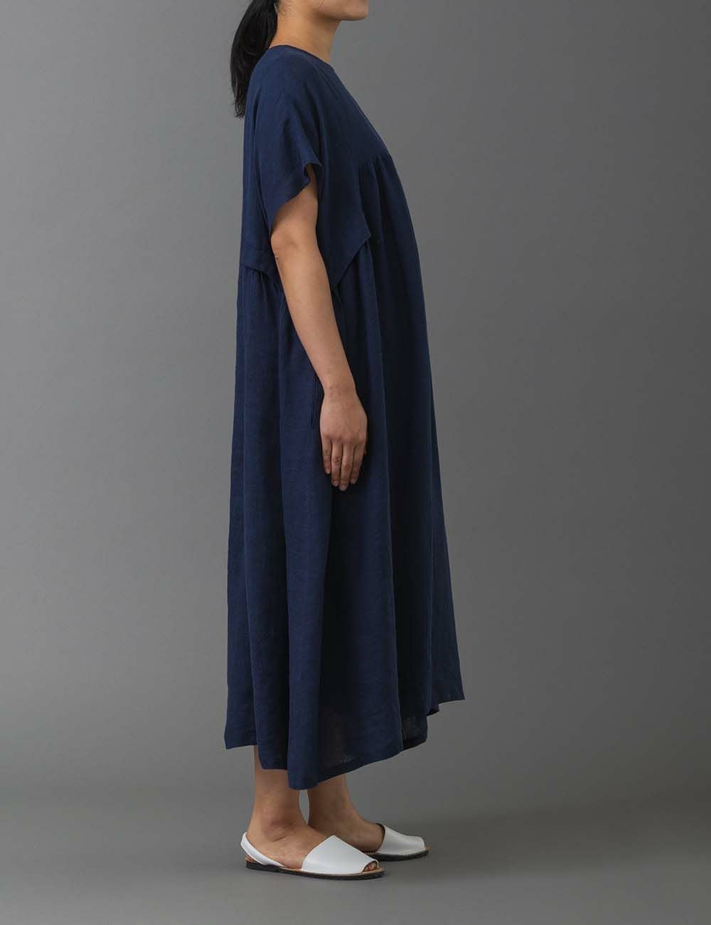 麻ガーゼワンピース風信子（ひやしんす） | 石見銀山 群言堂オンライン