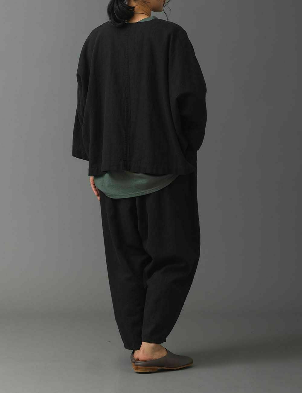 綿麻梨地織パンツ山芹（やませり） | 石見銀山 群言堂オンラインストア