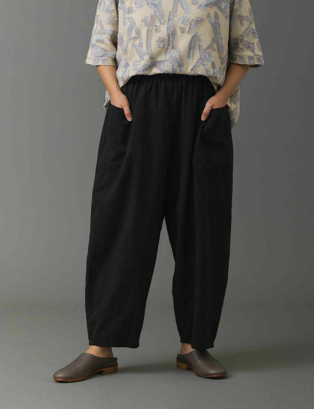 綿麻梨地織パンツ山芹（やませり） | 石見銀山 群言堂オンラインストア