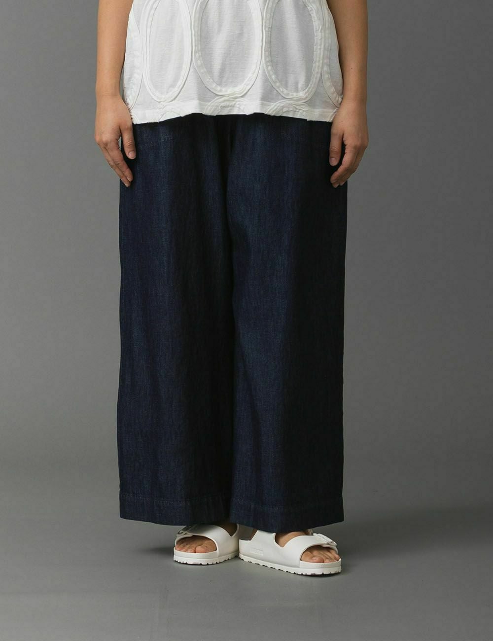 ムラ糸ライトデニムパンツ山薄荷（やまはっか） | 石見銀山 群言堂