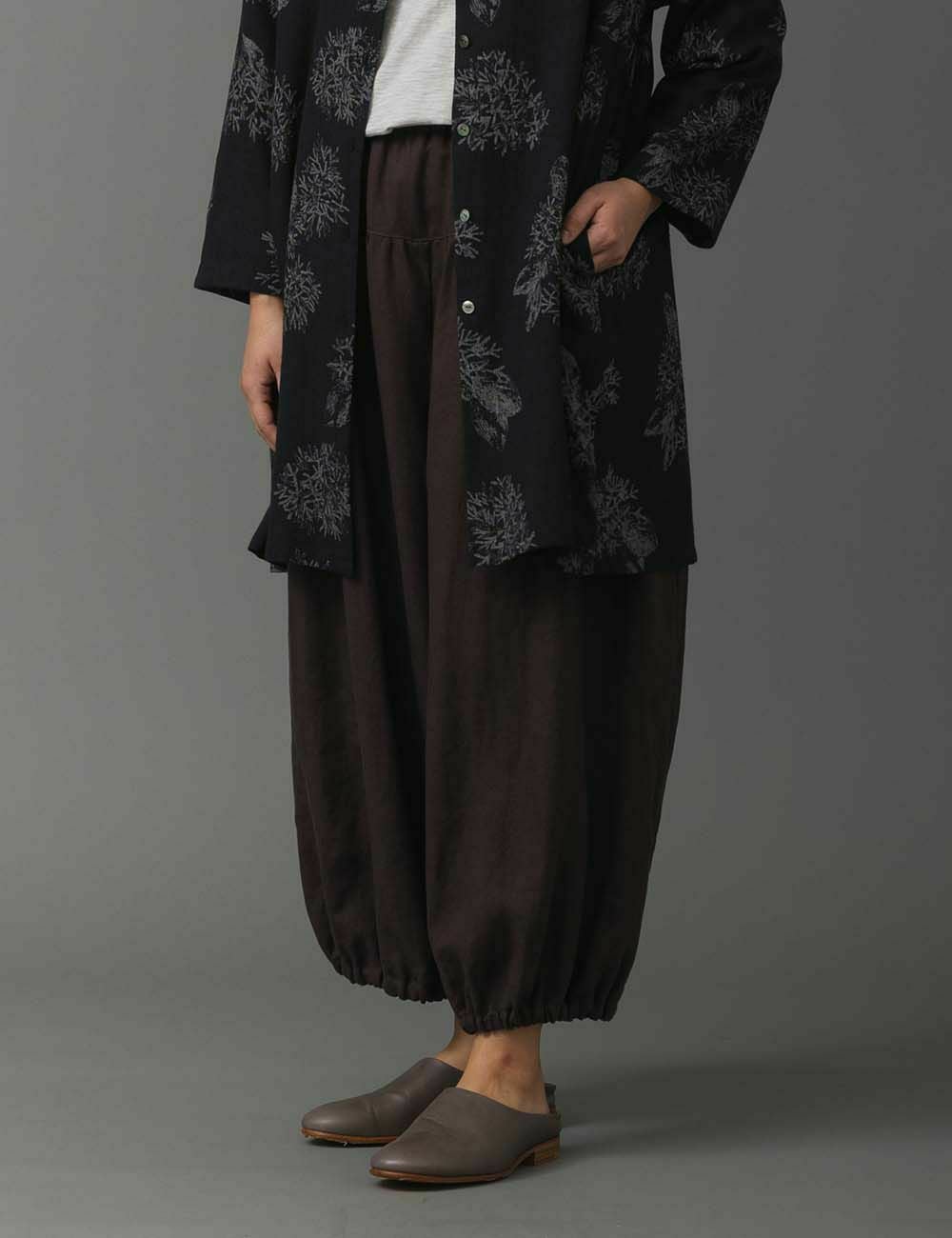 リネンキャンバスパンツ林檎（りんご） | 石見銀山 群言堂オンラインストア