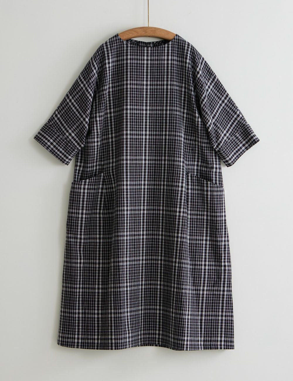 綿麻梨地織格子柄ワンピース夕菅（ゆうすげ） | 石見銀山 群言堂