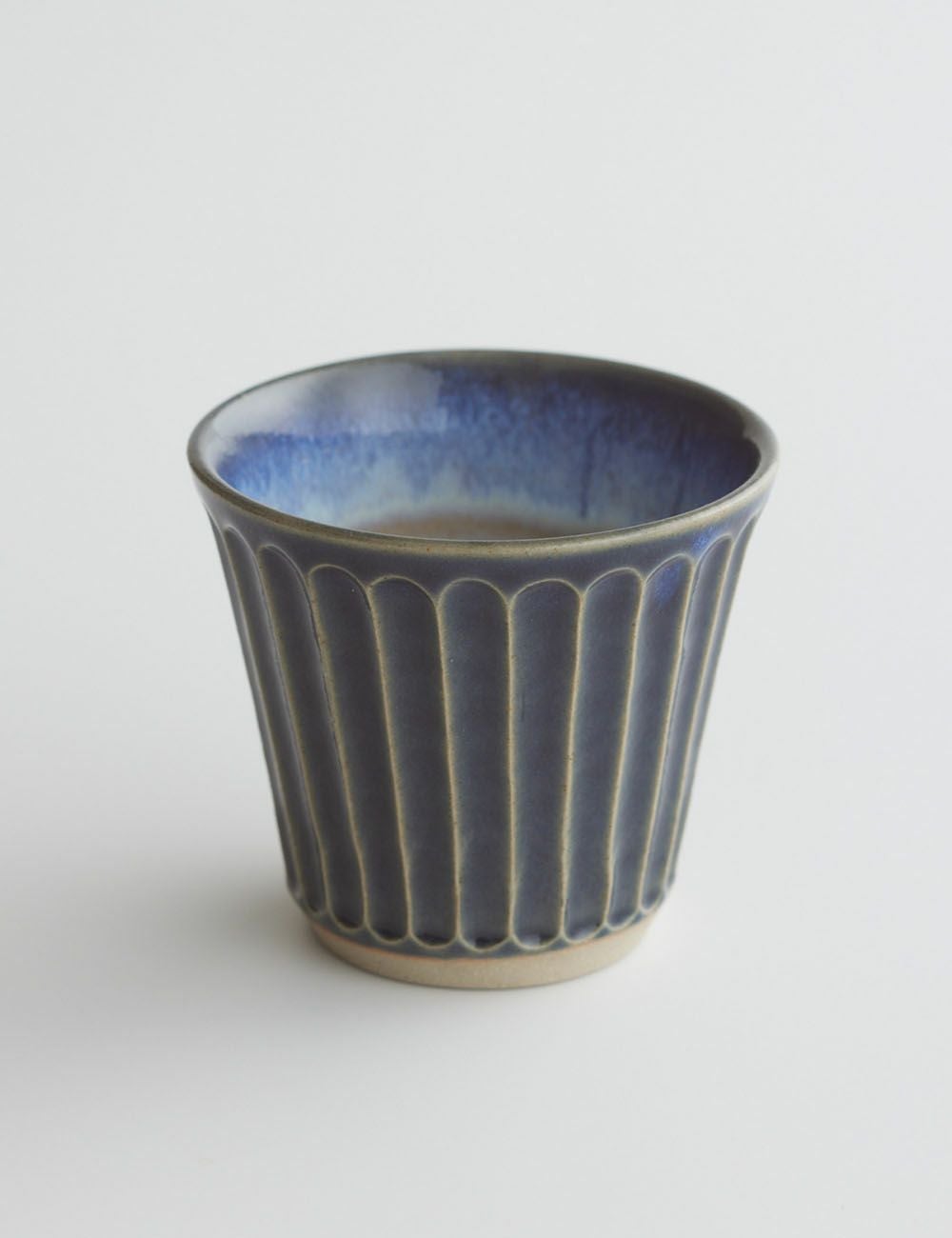 しのぎフリーカップ｜嶋田窯 | 石見銀山 群言堂オンラインストア