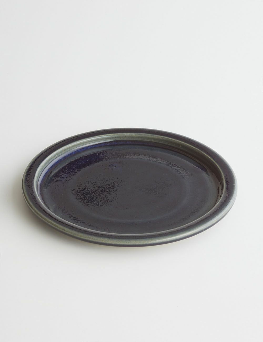 リム付き皿｜嶋田窯 | 石見銀山 群言堂オンラインストア