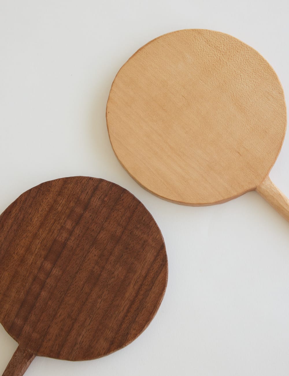 スタンド付き手鏡｜hirven woodworks | 石見銀山 群言堂オンラインストア