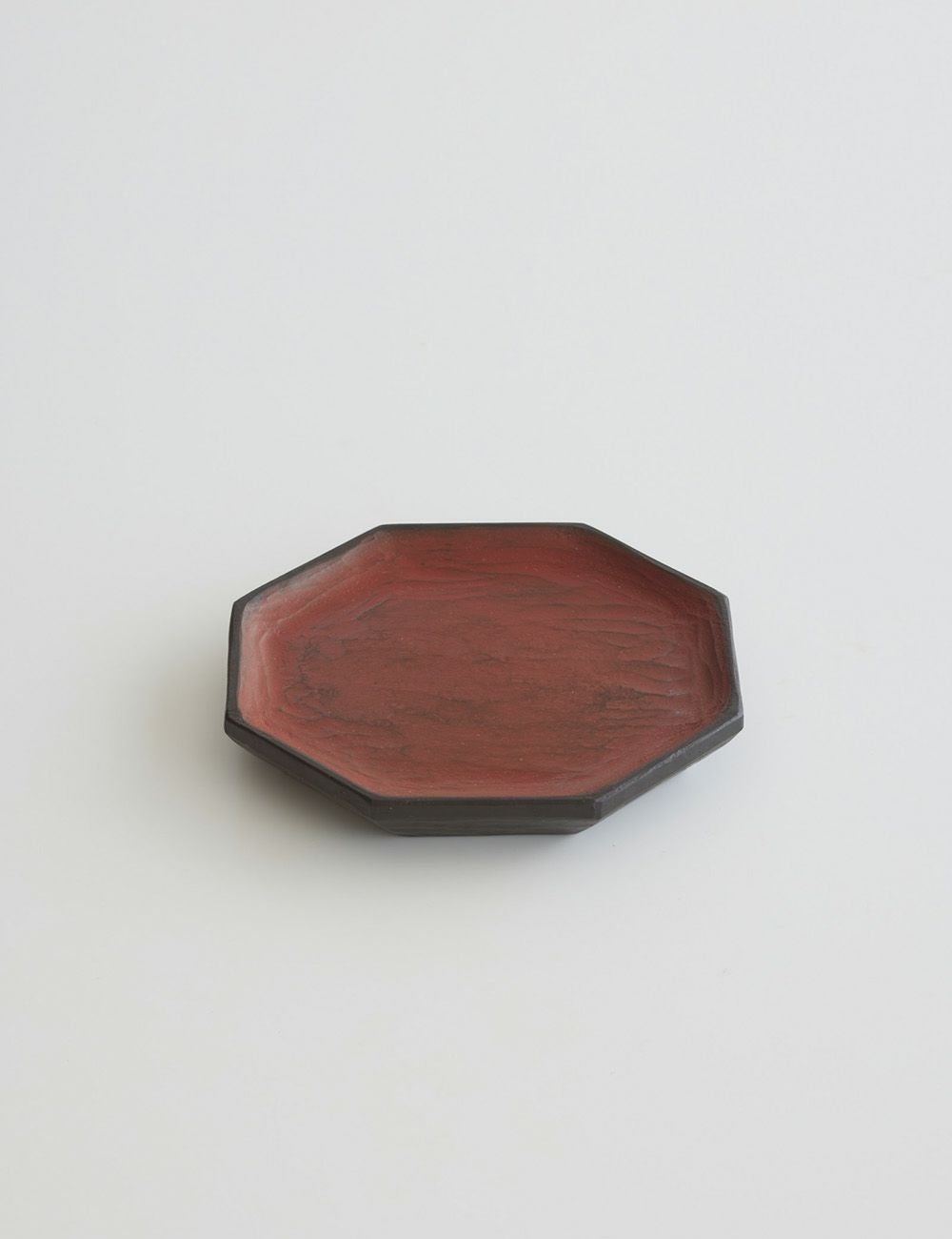 山桜八角皿 小｜フレル | 石見銀山 群言堂オンラインストア