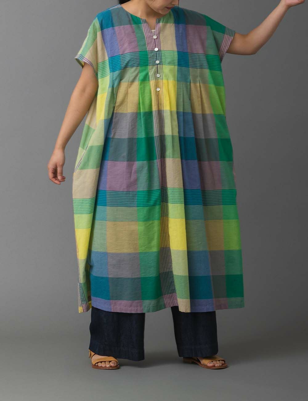 多彩チェックワンピース白山菊（しらやまぎく） | 石見銀山 群言堂