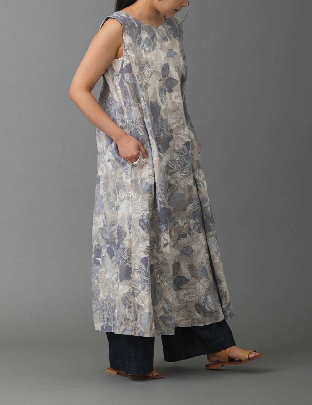 リネン夏の葉プリントワンピース玉心花（ぎょくしんか） | 石見銀山 群