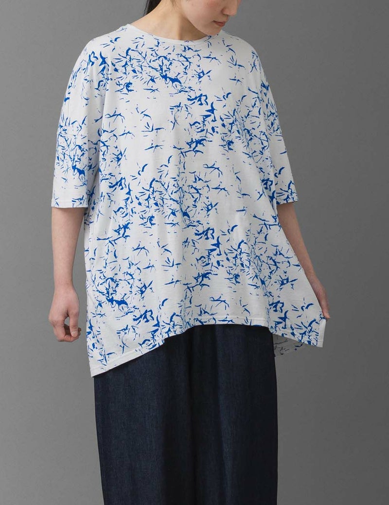 綿SZ天竺夏影柄チュニック鋸草（のこぎりそう）