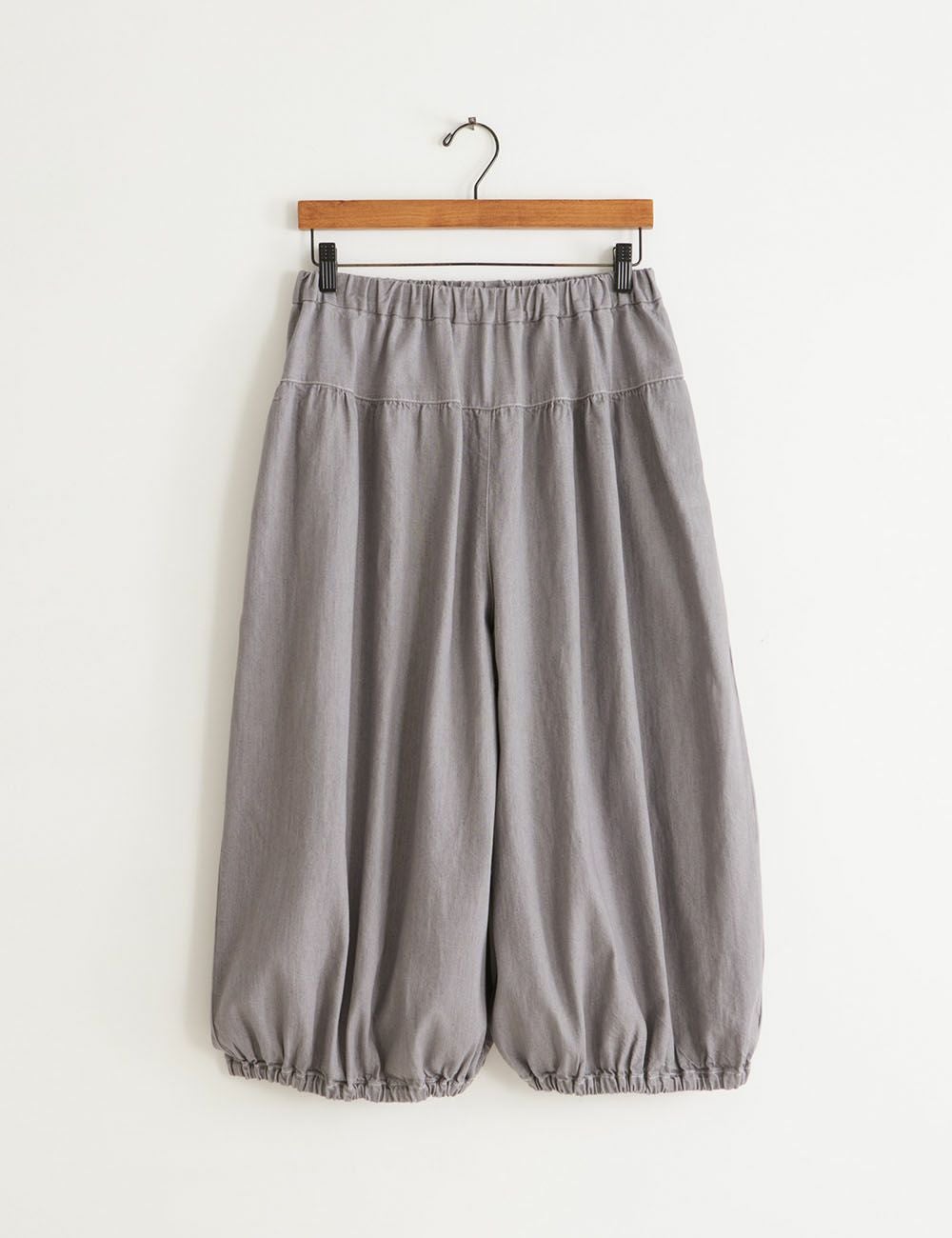 8オンスカツラギデニムパンツ林檎（りんご） | 石見銀山 群言堂