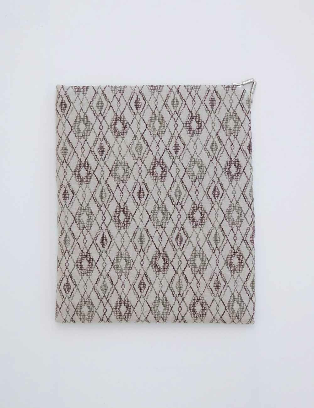 ダイヤ刺繍タブレットケース