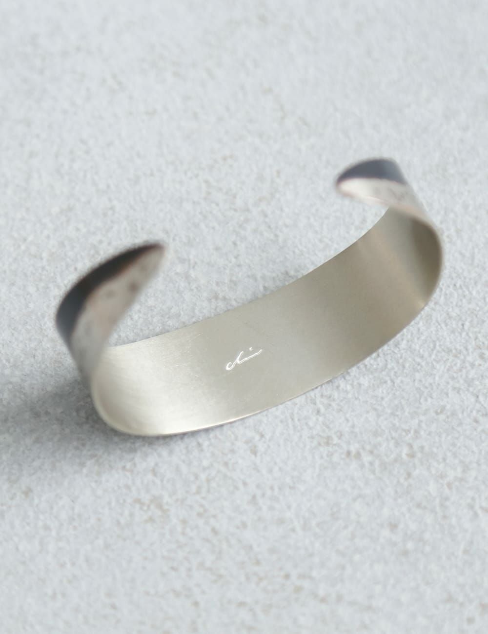 バングル細30｜Chi | 石見銀山 群言堂オンラインストア