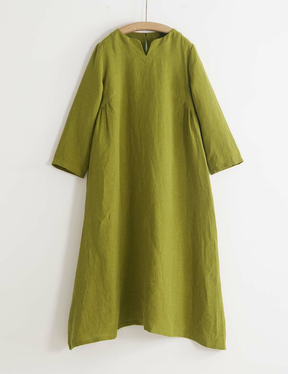パラスパレス　リネン100%ロングワンピース　スキッパー　緑　麻　プルオーバー リネンパレットスキッパーワンピース | 石見銀山 群言堂オンラインストア
