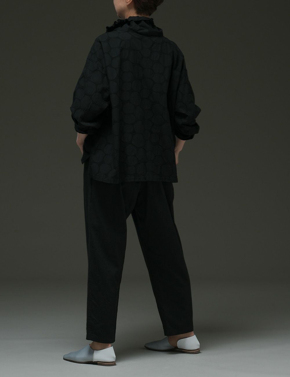 綿麻ソフトカルゼパンツ千鳥草（ちどりそう） | 石見銀山 群言堂