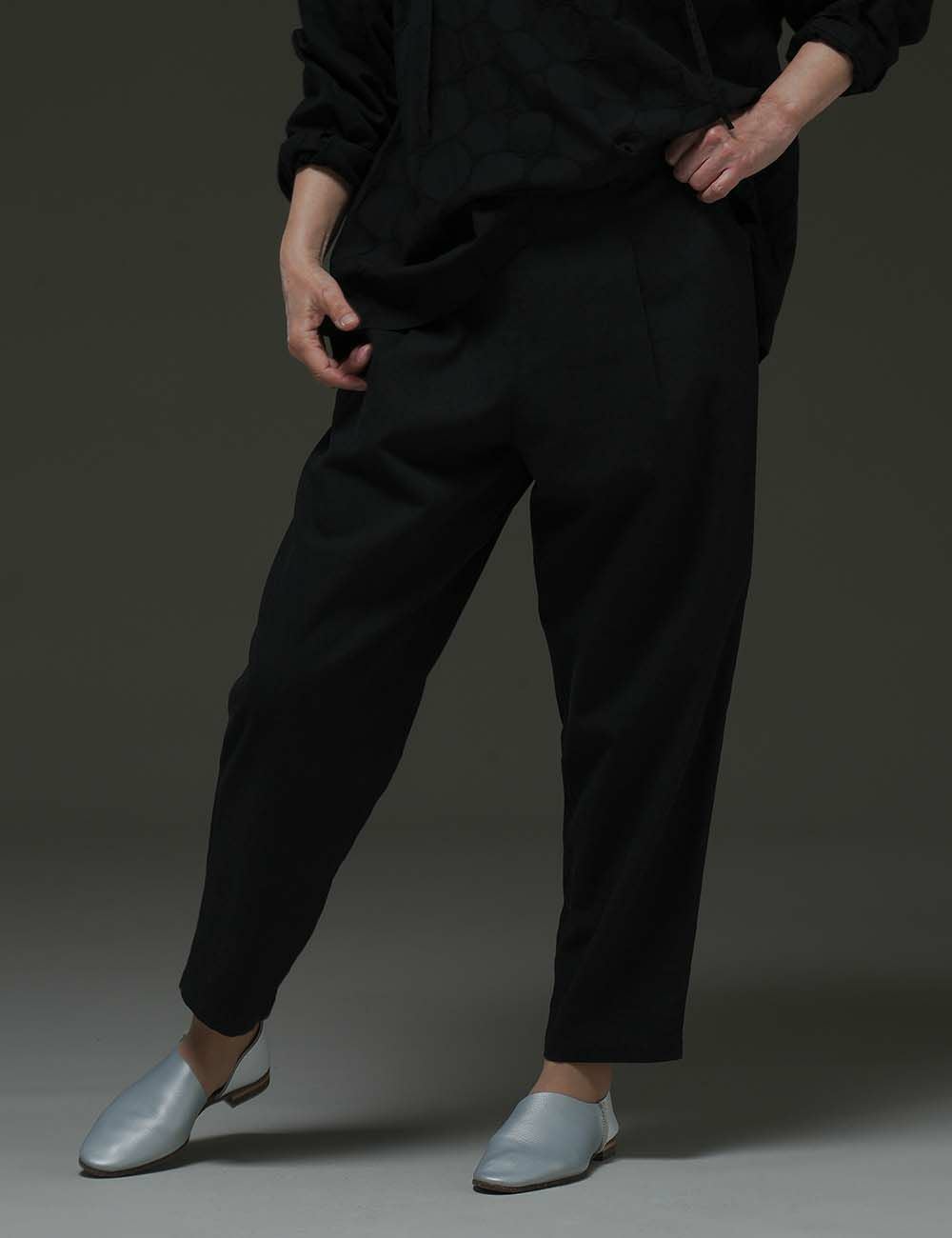 綿麻ソフトカルゼパンツ千鳥草（ちどりそう） | 石見銀山 群言堂