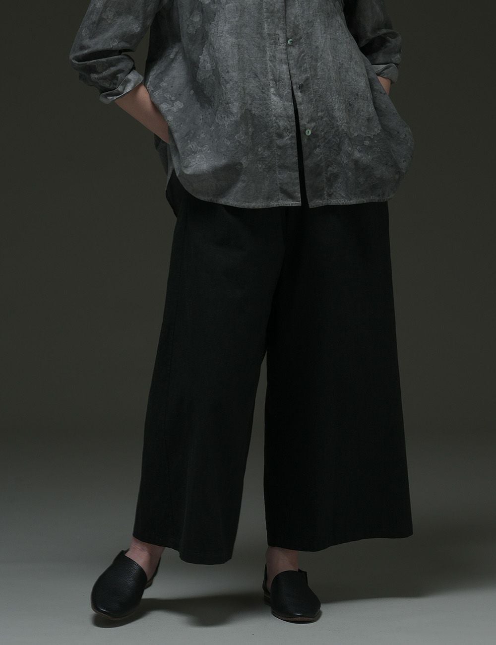 綿麻ソフトカルゼパンツ山蕗（やまぶき） | 石見銀山 群言堂オンライン