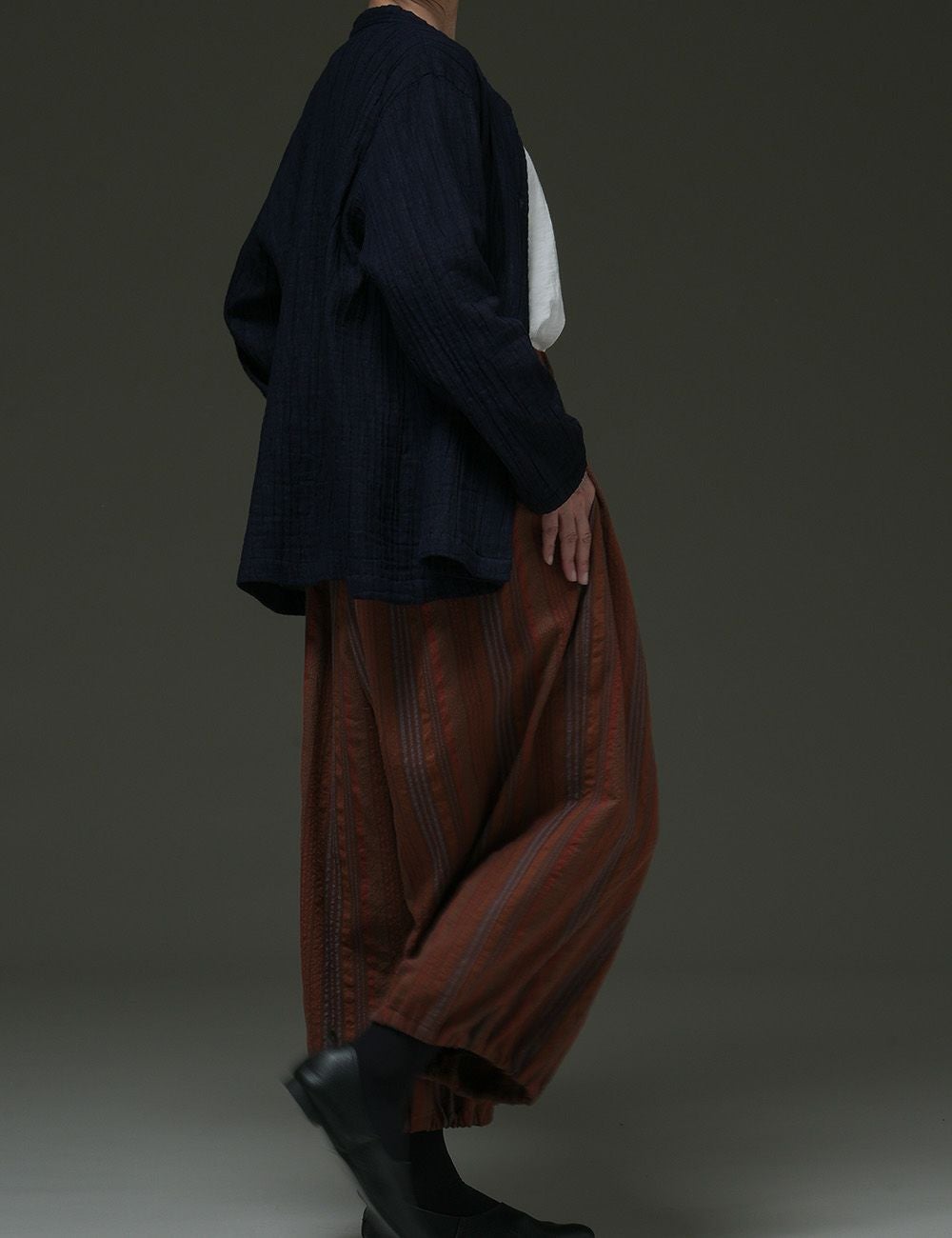 インディゴタック二重織ブラウス蓮華升麻（れんげしょうま） | 石見