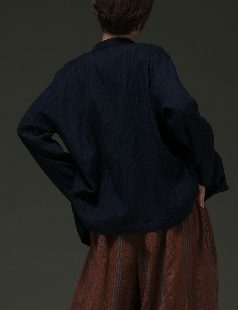 インディゴタック二重織ブラウス蓮華升麻（れんげしょうま） | 石見