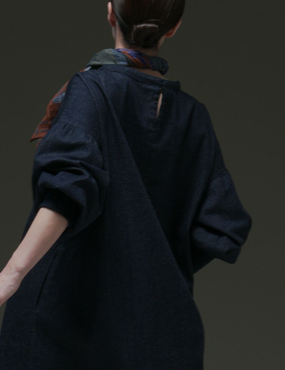 8オンスムラデニムワークワンピース | 石見銀山 群言堂オンラインストア