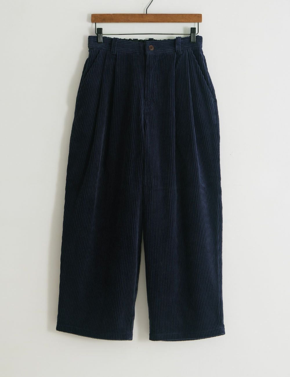 綿サテン裏起毛パンツ山漆（やまうるし） | 石見銀山 群言堂オンライン