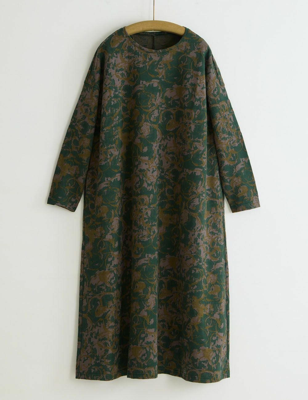 汀ジャガードワンピース熊谷草（くまがいそう） | 石見銀山 群言堂