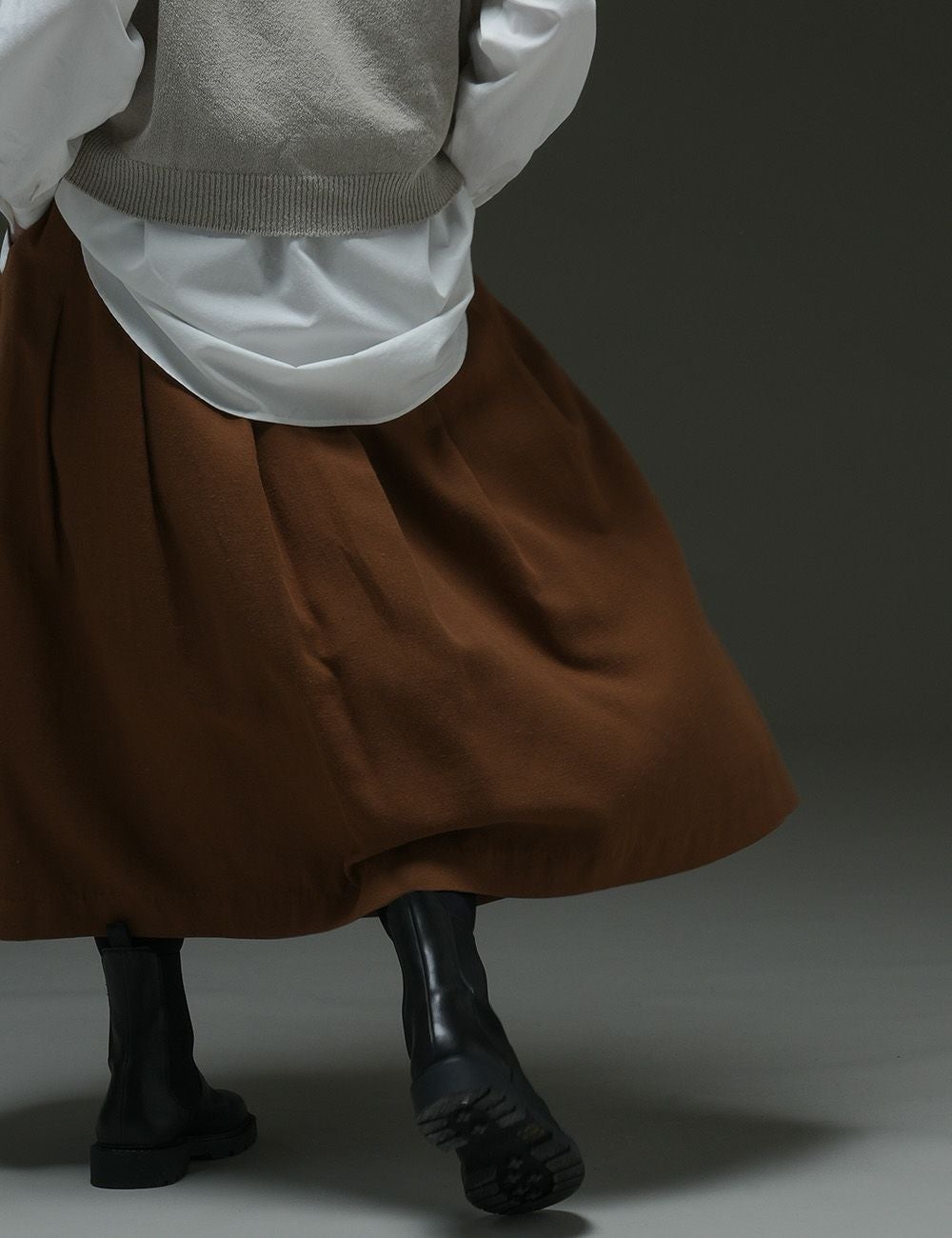 バイカラー二重織スカート菩提樹（ぼだいじゅ） | 石見銀山 群言堂