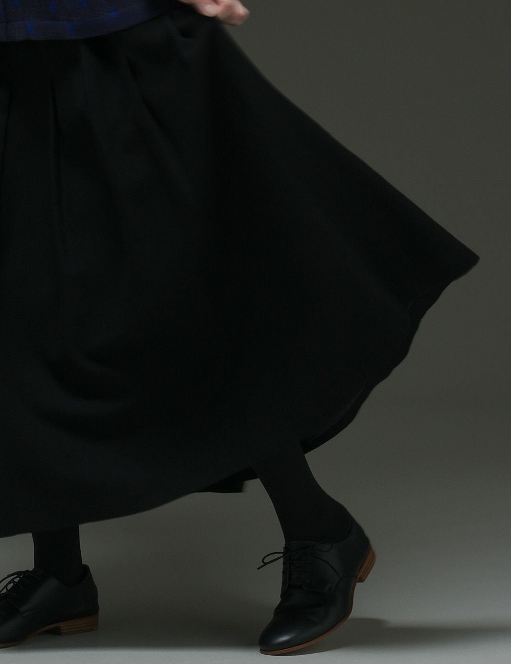 バイカラー二重織スカート菩提樹（ぼだいじゅ） | 石見銀山 群言堂