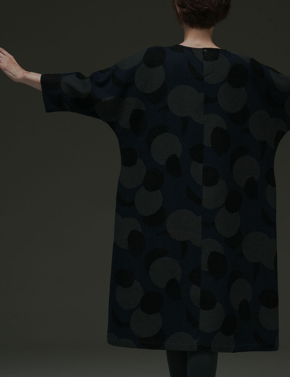 インディゴ月の満ち欠けワンピース花楓（はなかえで） | 石見銀山 群言