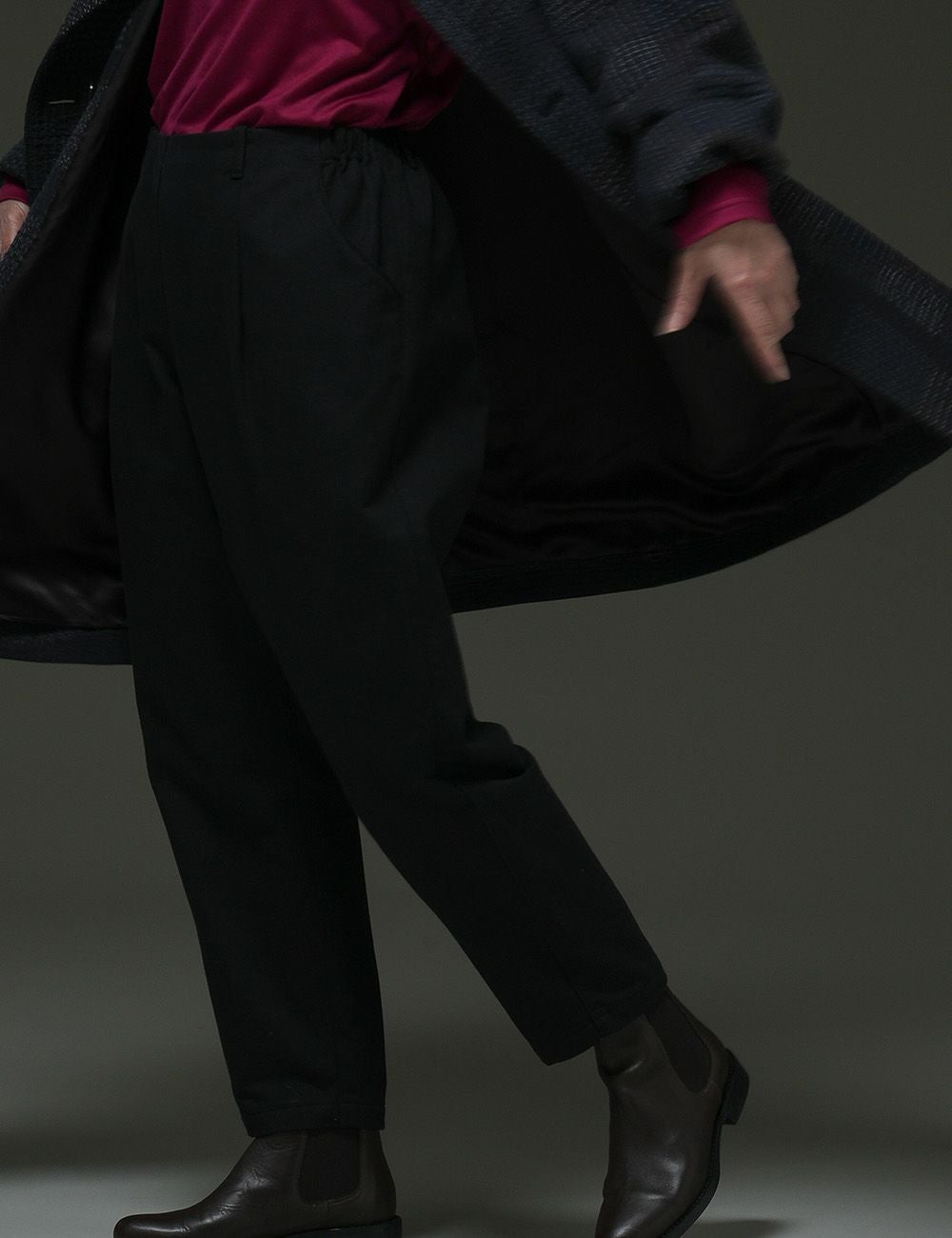 綿サテン裏起毛パンツ千鳥草（ちどりそう） | 石見銀山 群言堂