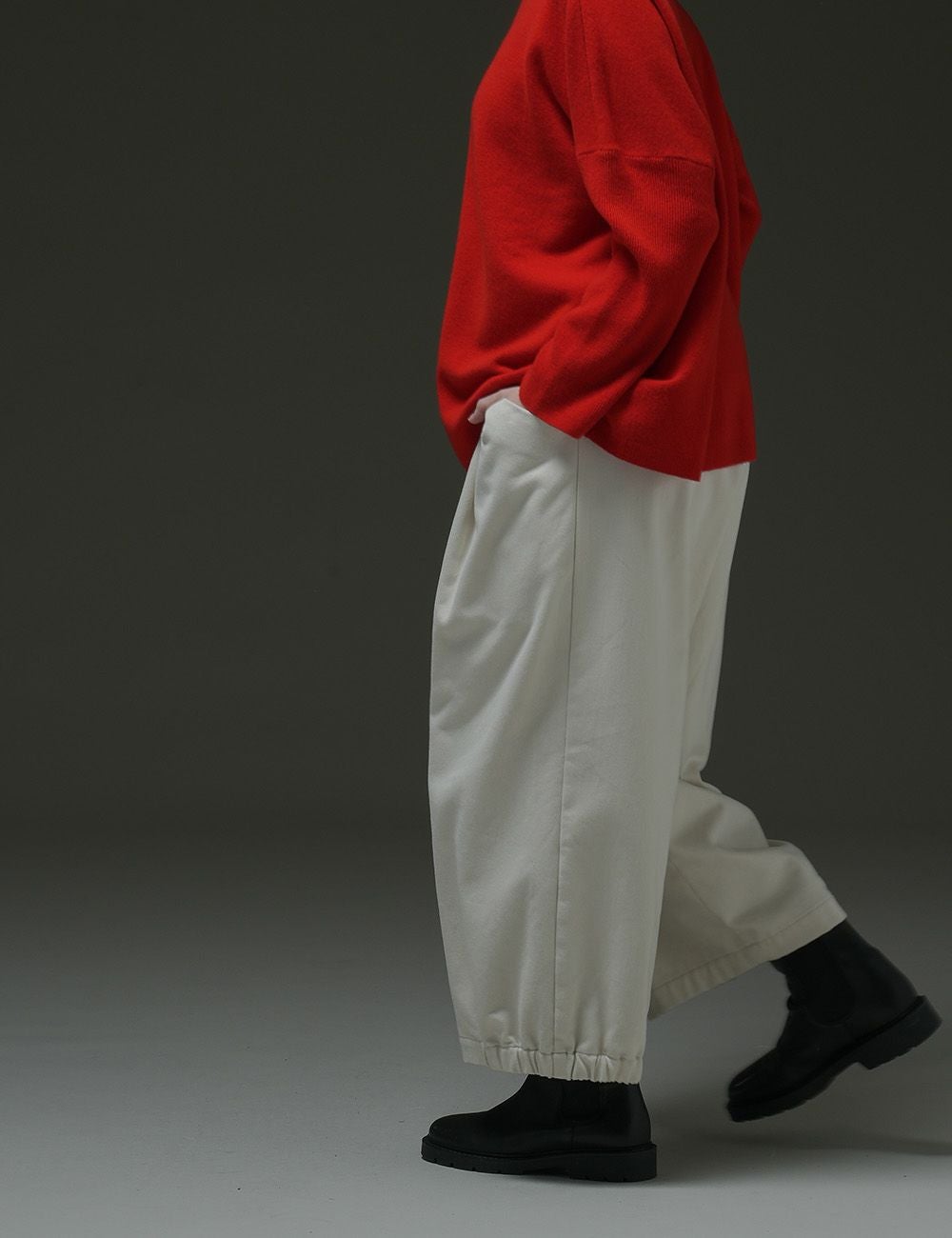 綿サテン裏起毛パンツ山漆（やまうるし） | 石見銀山 群言堂オンライン