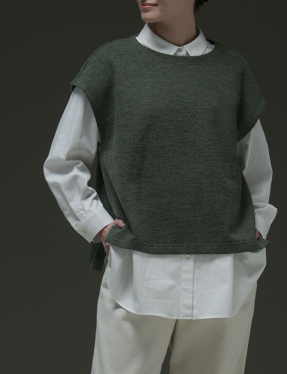 ウールトップクレーターベスト蒲公英（たんぽぽ） | 石見銀山 群言堂