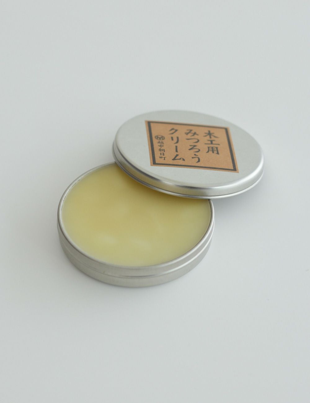 木工用蜜蝋クリーム｜尾山製材 | 石見銀山 群言堂オンラインストア