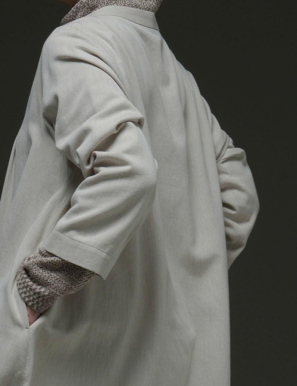 綿シルク綾織ワンピース端取草（つまとりそう） | 石見銀山 群言堂