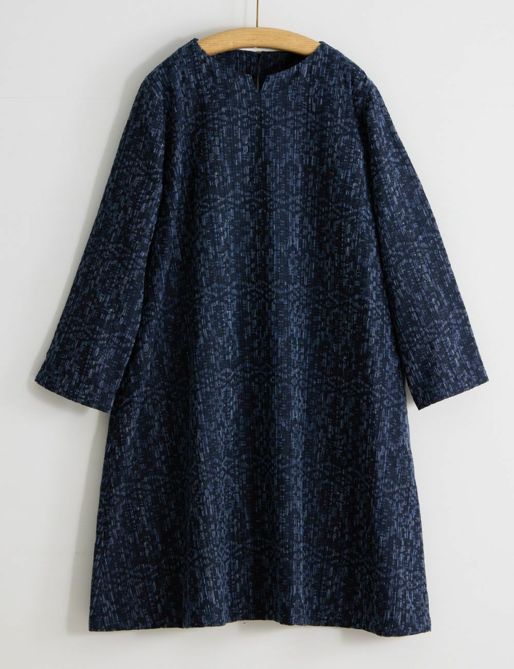 インディゴ変わり織ジャガードチュニック鵯花（ひよどりばな） | 石見