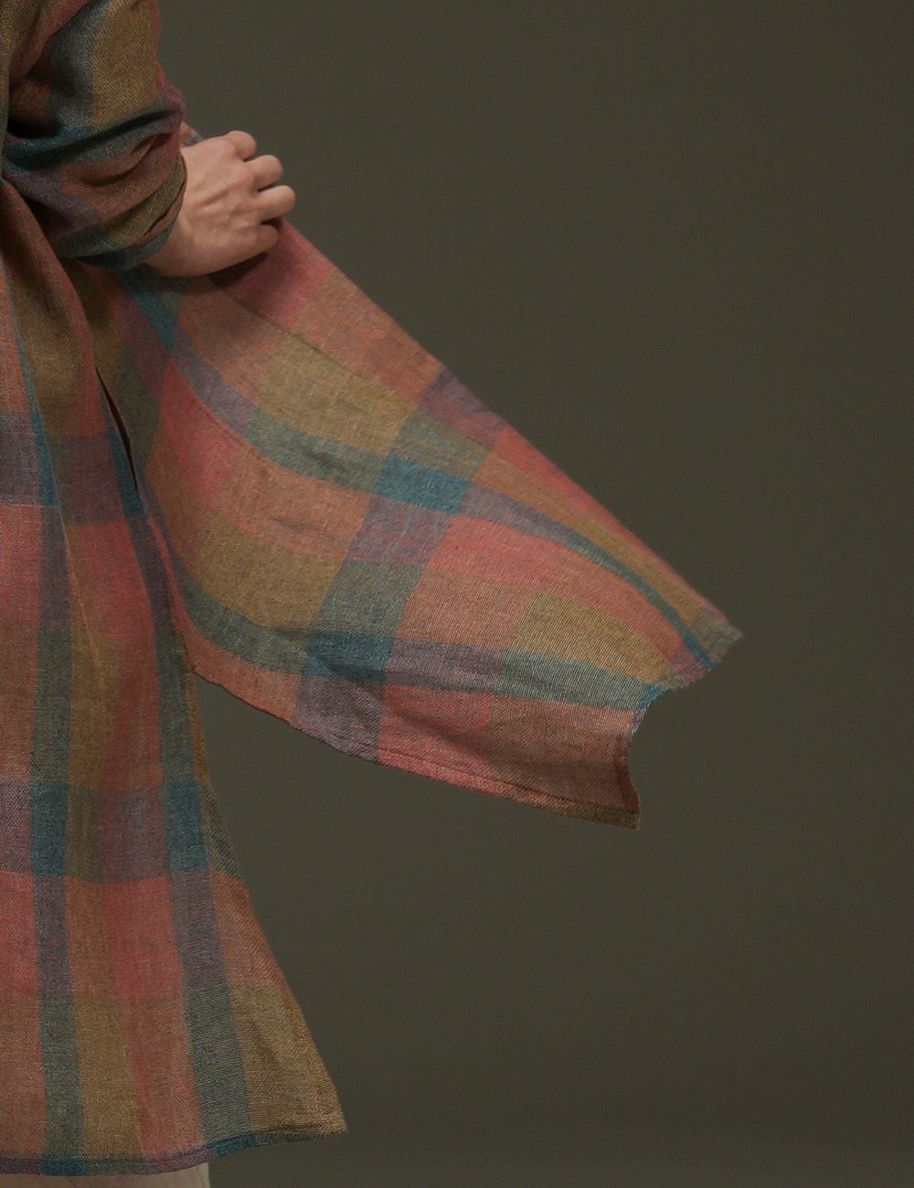 綿麻スペック染マス柄ブラウス未容柳（びようやなぎ）