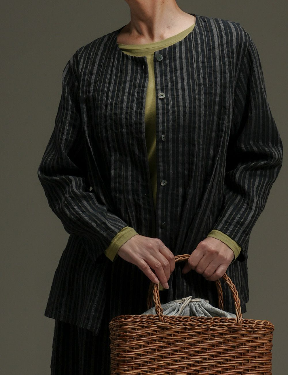 綿麻ドビーストライプブラウス八幡草（やわたそう）
