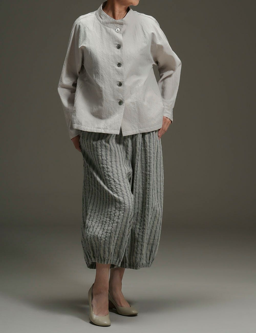 綿リネン強撚ツイルジャケット大花独活（おおはなうど）